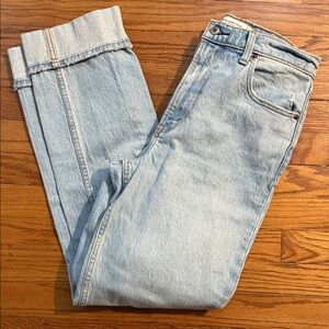 Ultra High Rise 90’s straight—A&F